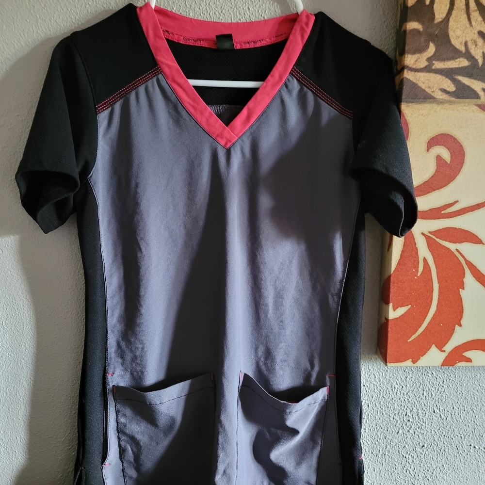 Carhartt Scrub Top